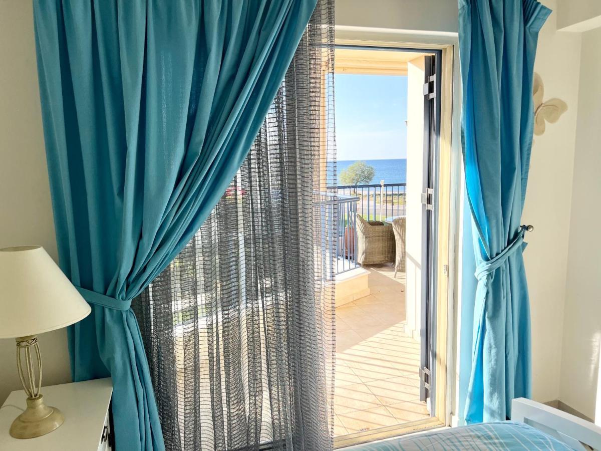 Odyssey Beach Front Apartment Chania  Exterior photo